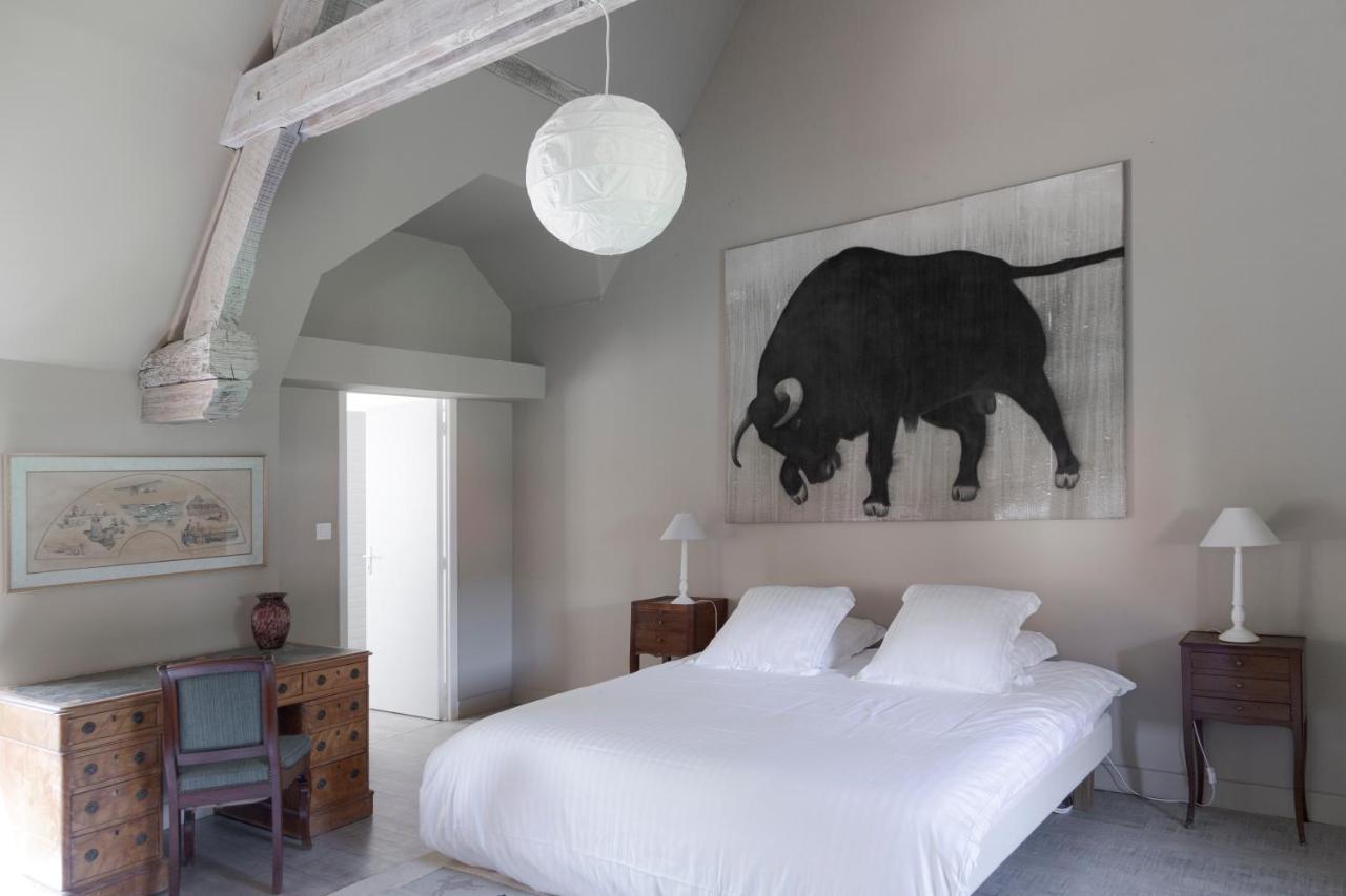 Domaine De La Trigaliere Villa Ambillou ภายนอก รูปภาพ