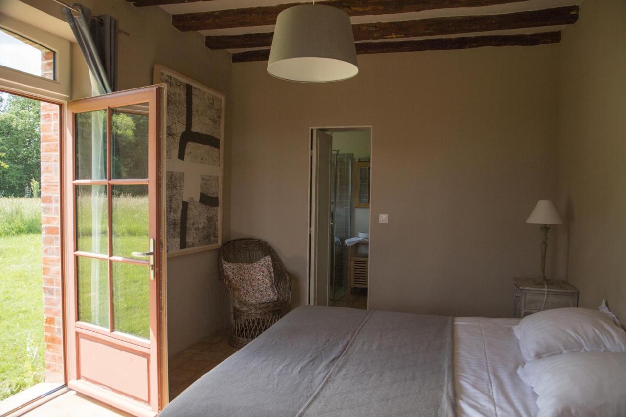 Domaine De La Trigaliere Villa Ambillou ภายนอก รูปภาพ