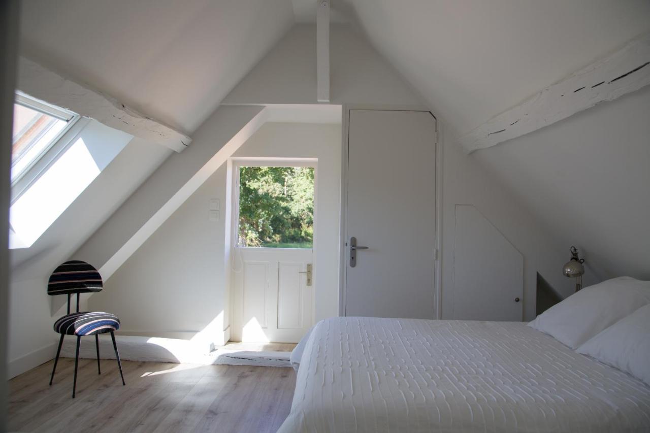 Domaine De La Trigaliere Villa Ambillou ภายนอก รูปภาพ