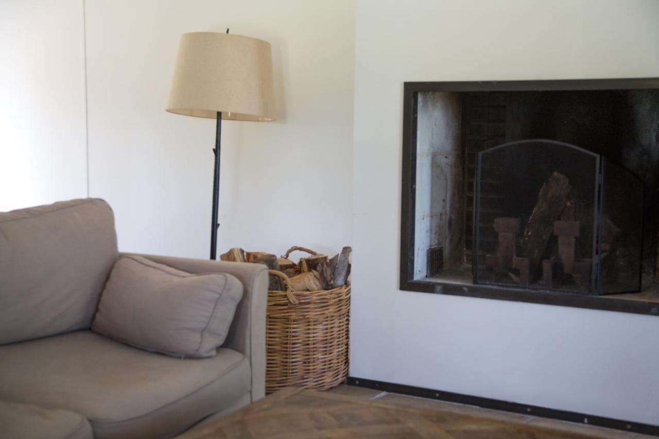 Domaine De La Trigaliere Villa Ambillou ภายนอก รูปภาพ