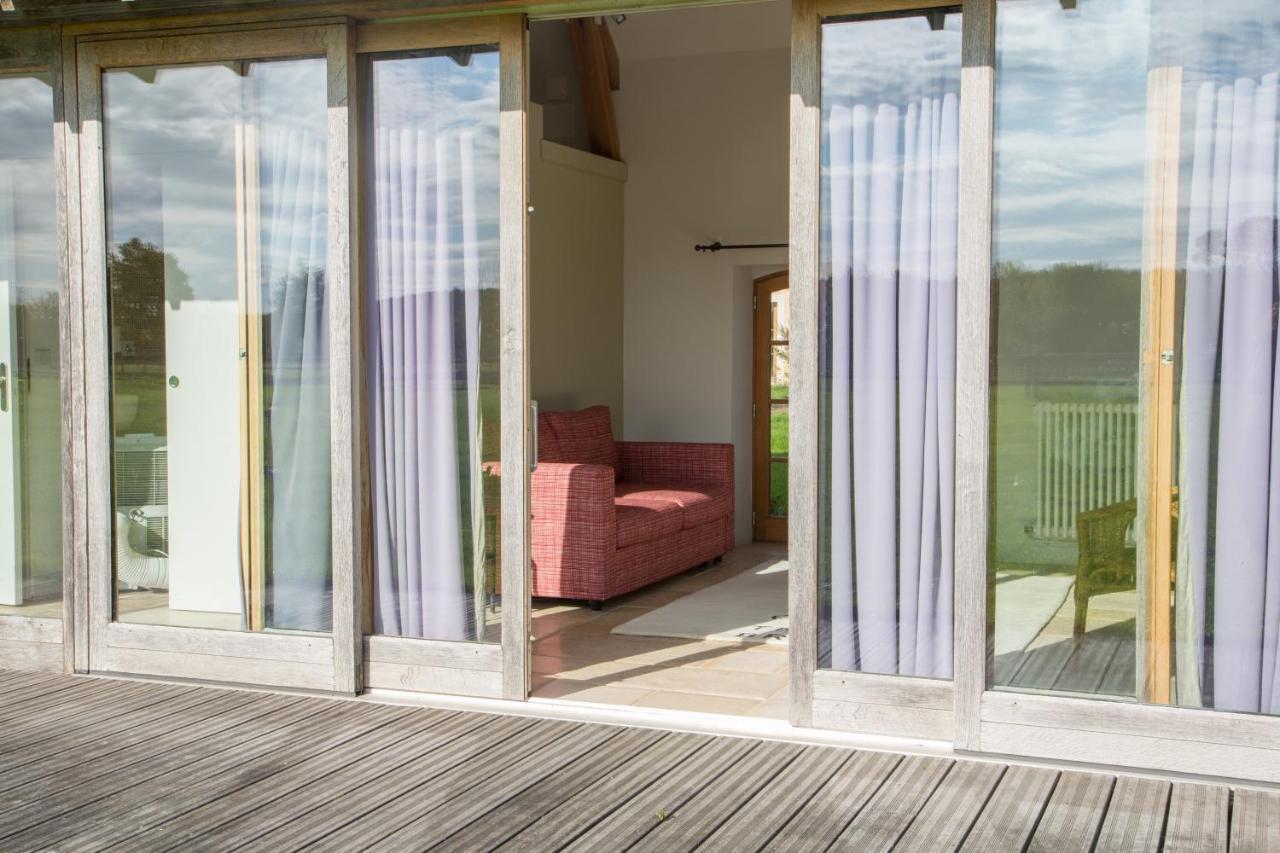 Domaine De La Trigaliere Villa Ambillou ภายนอก รูปภาพ